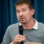 Jeremy DeRoo, MPA '06, is named new CEO for Dwelling Place